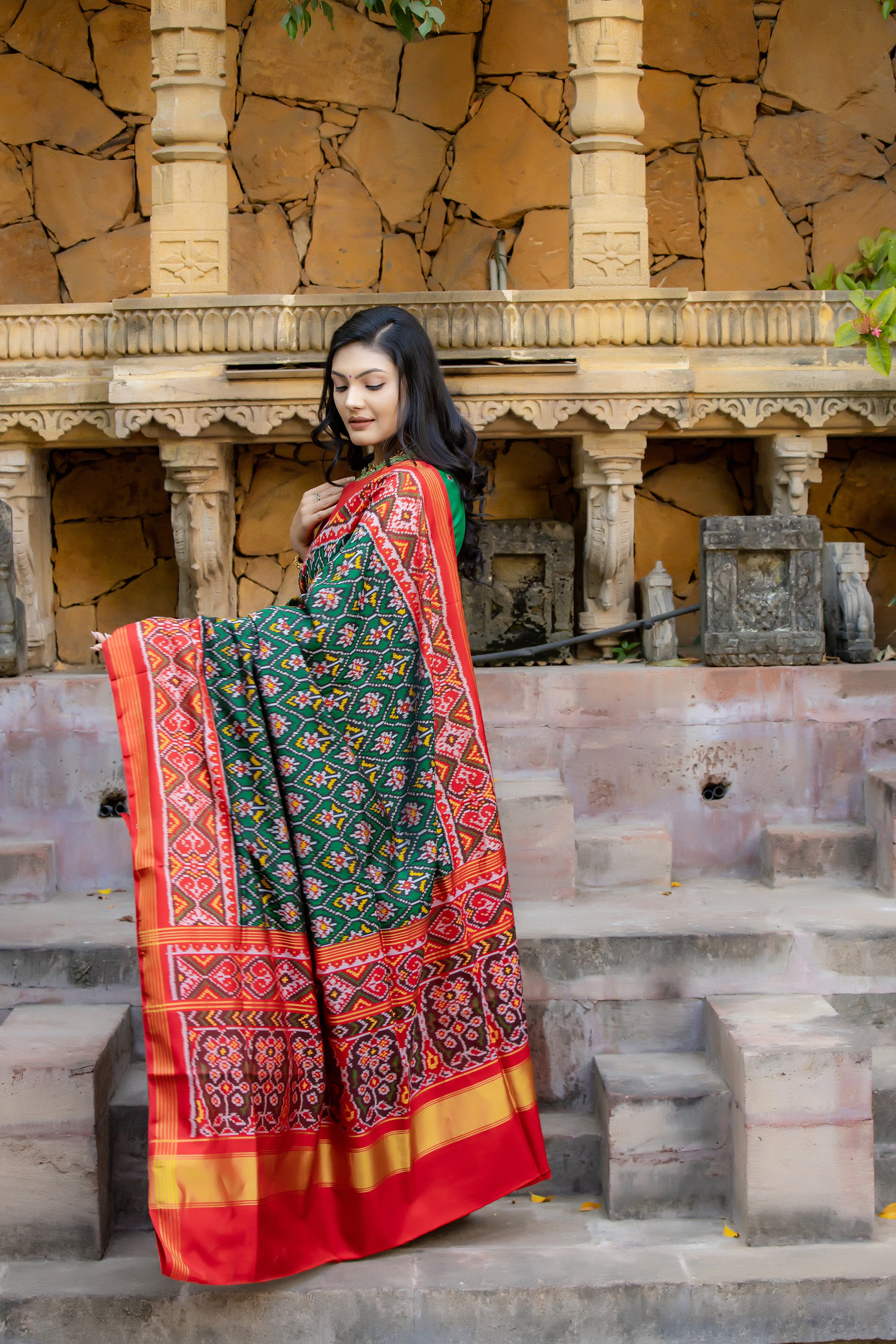 Single Ikat Patola Saree