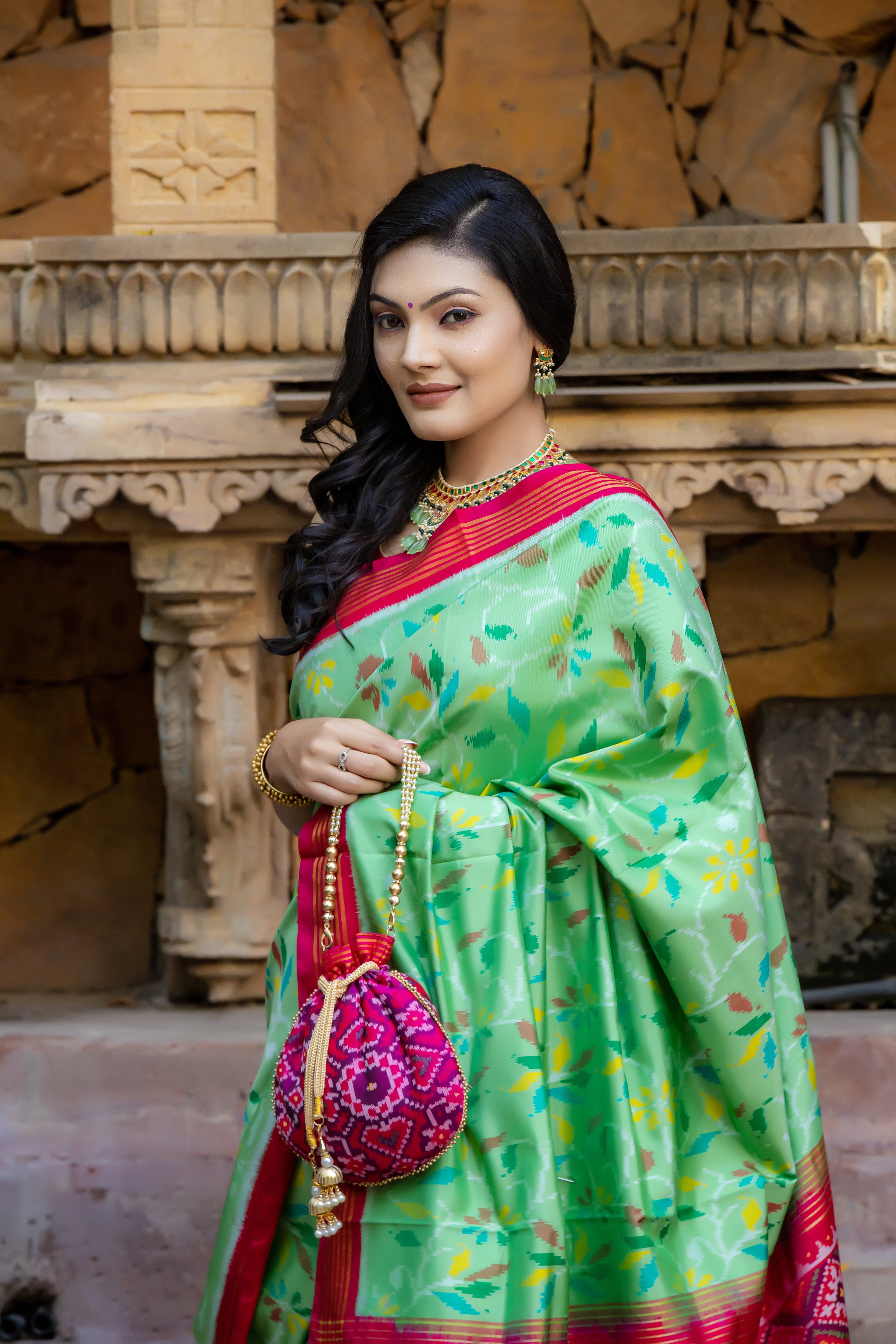 Single Ikat Patola Saree